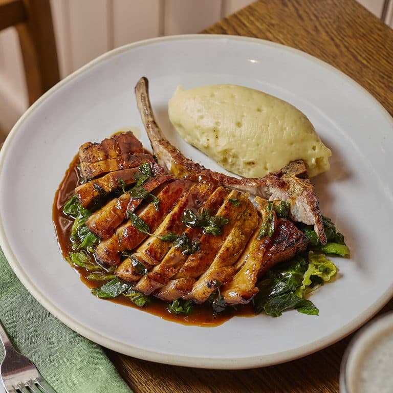 Cover Image for Our à la carte menu at The Coat & Bear